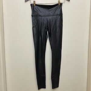 Spanx Medium NWOT Leather Look Moto Slimming Leggings
